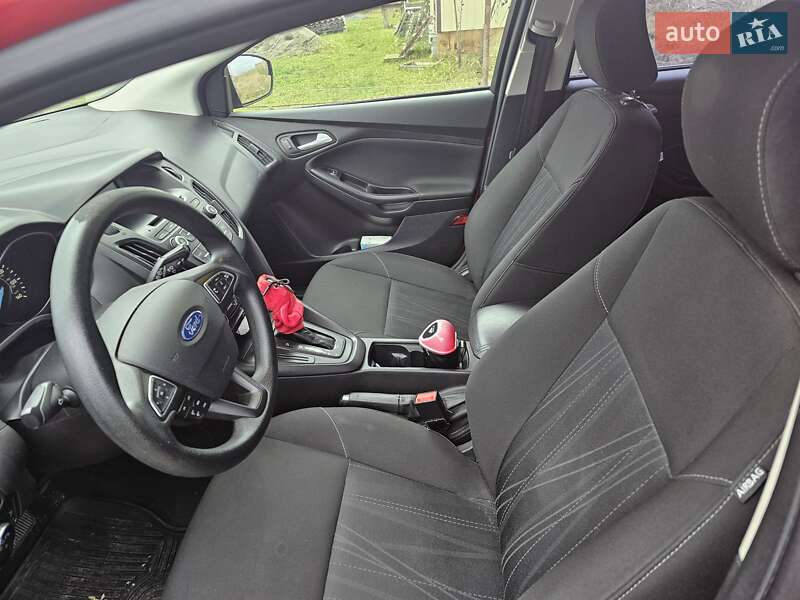 Хэтчбек Ford Focus 2014 в Киеве