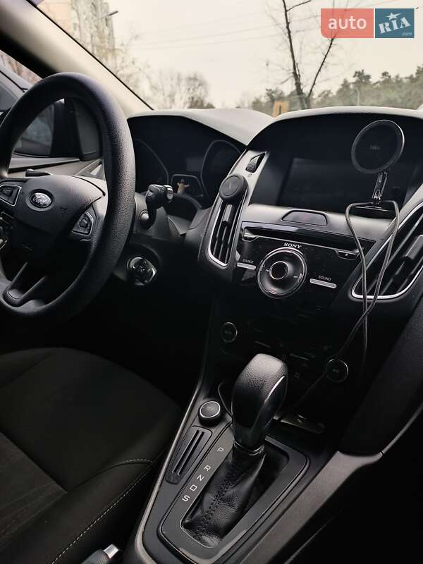 Хэтчбек Ford Focus 2016 в Киеве