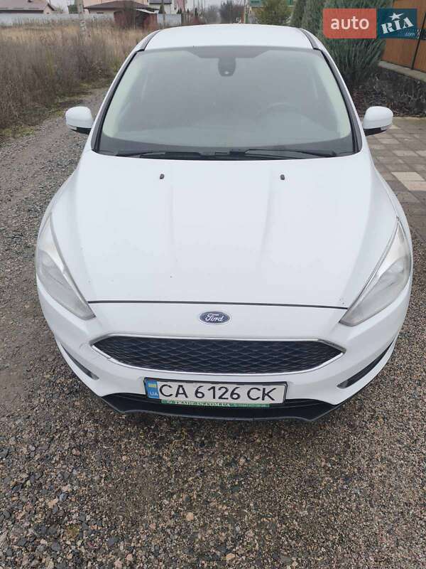 Хэтчбек Ford Focus 2016 в Геронимовка
