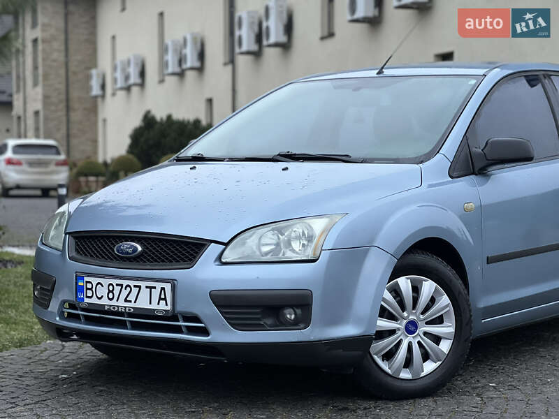 Седан Ford Focus 2006 в Жовкві