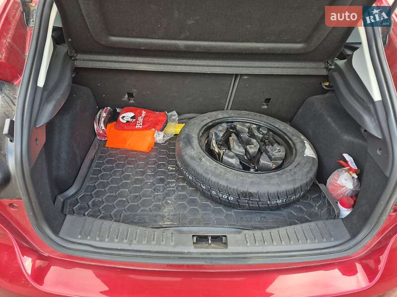 Хэтчбек Ford Focus 2012 в Кривом Роге