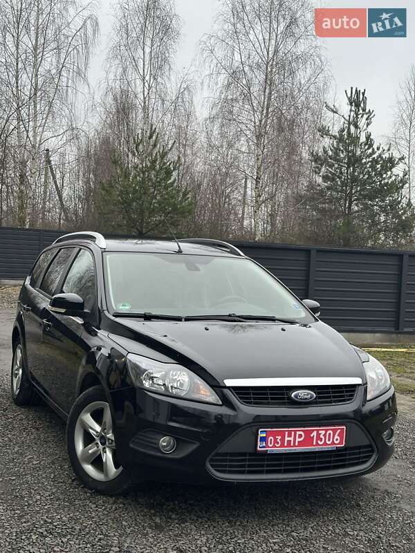 Универсал Ford Focus 2010 в Любешове