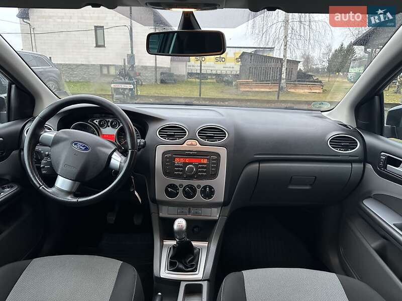 Универсал Ford Focus 2010 в Любешове