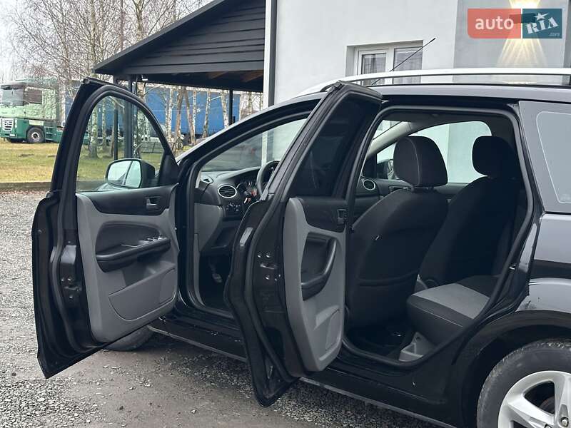 Универсал Ford Focus 2010 в Любешове