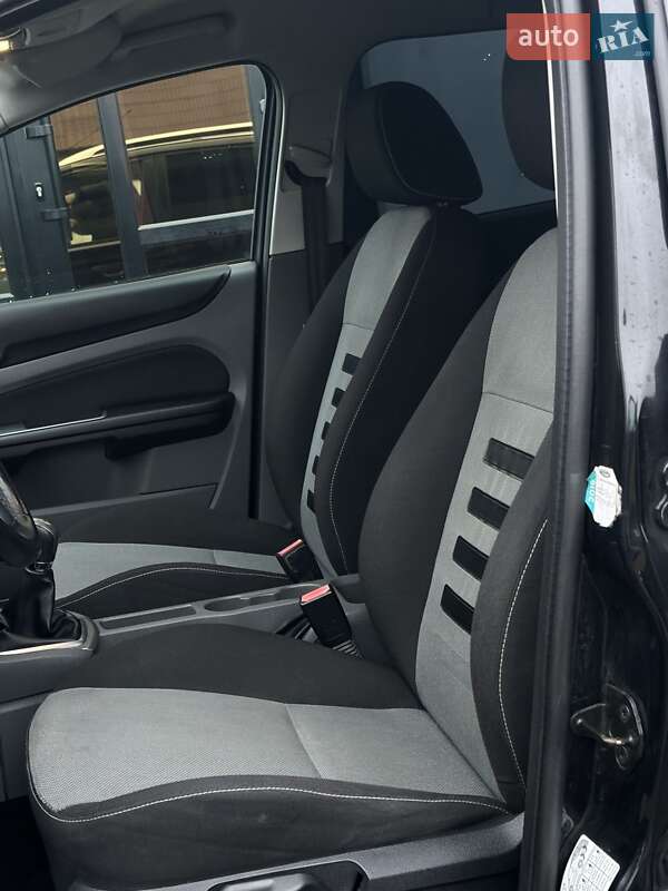 Универсал Ford Focus 2010 в Любешове