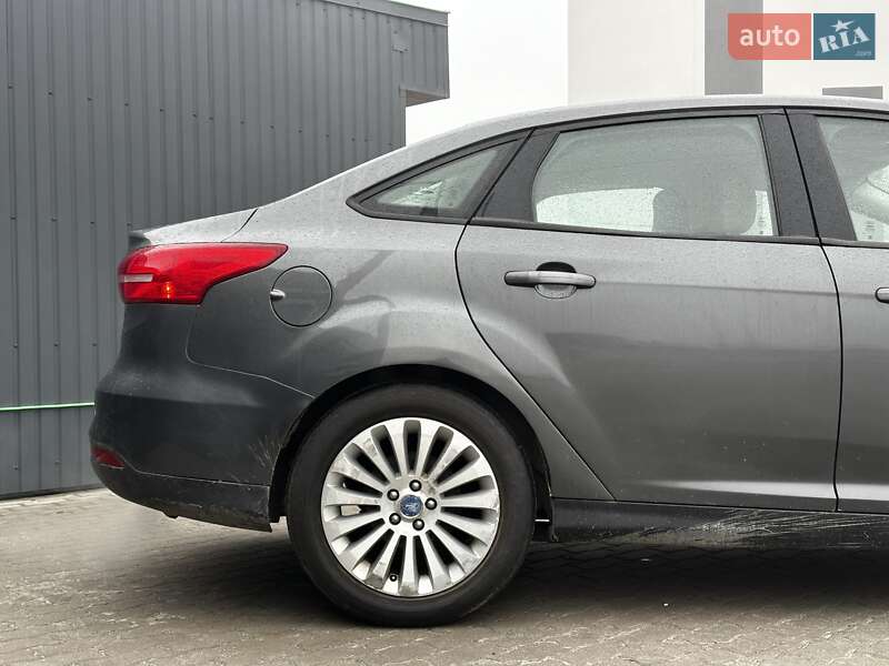 Седан Ford Focus 2016 в Львове фото 10 Седан Ford Focus 2016 в Львове