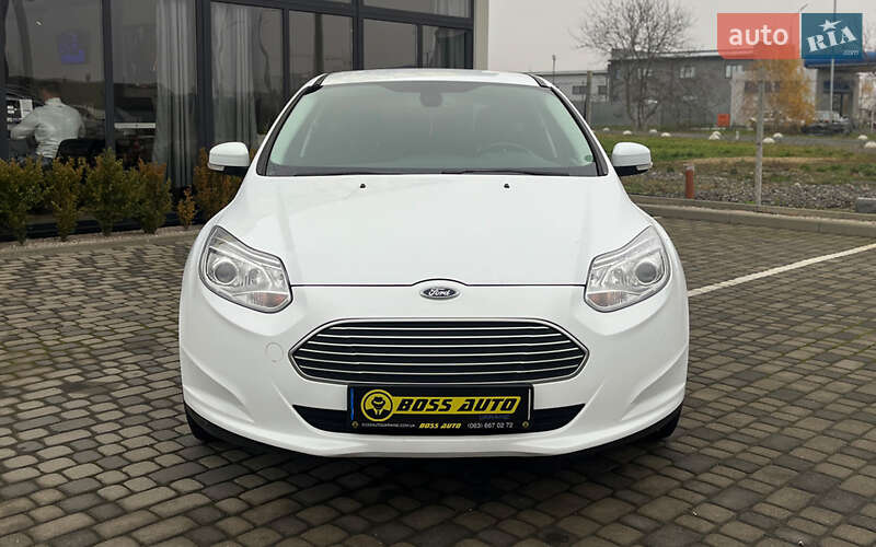 Хетчбек Ford Focus 2018 в Мукачевому фото 2 Хетчбек Ford Focus 2018 в Мукачевому