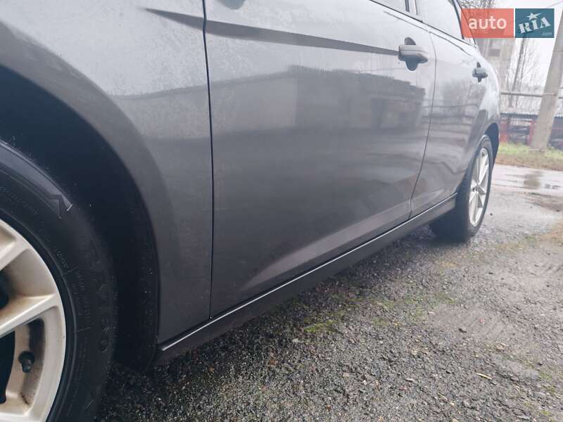 Седан Ford Focus 2017 в Киеве фото 15 Седан Ford Focus 2017 в Киеве