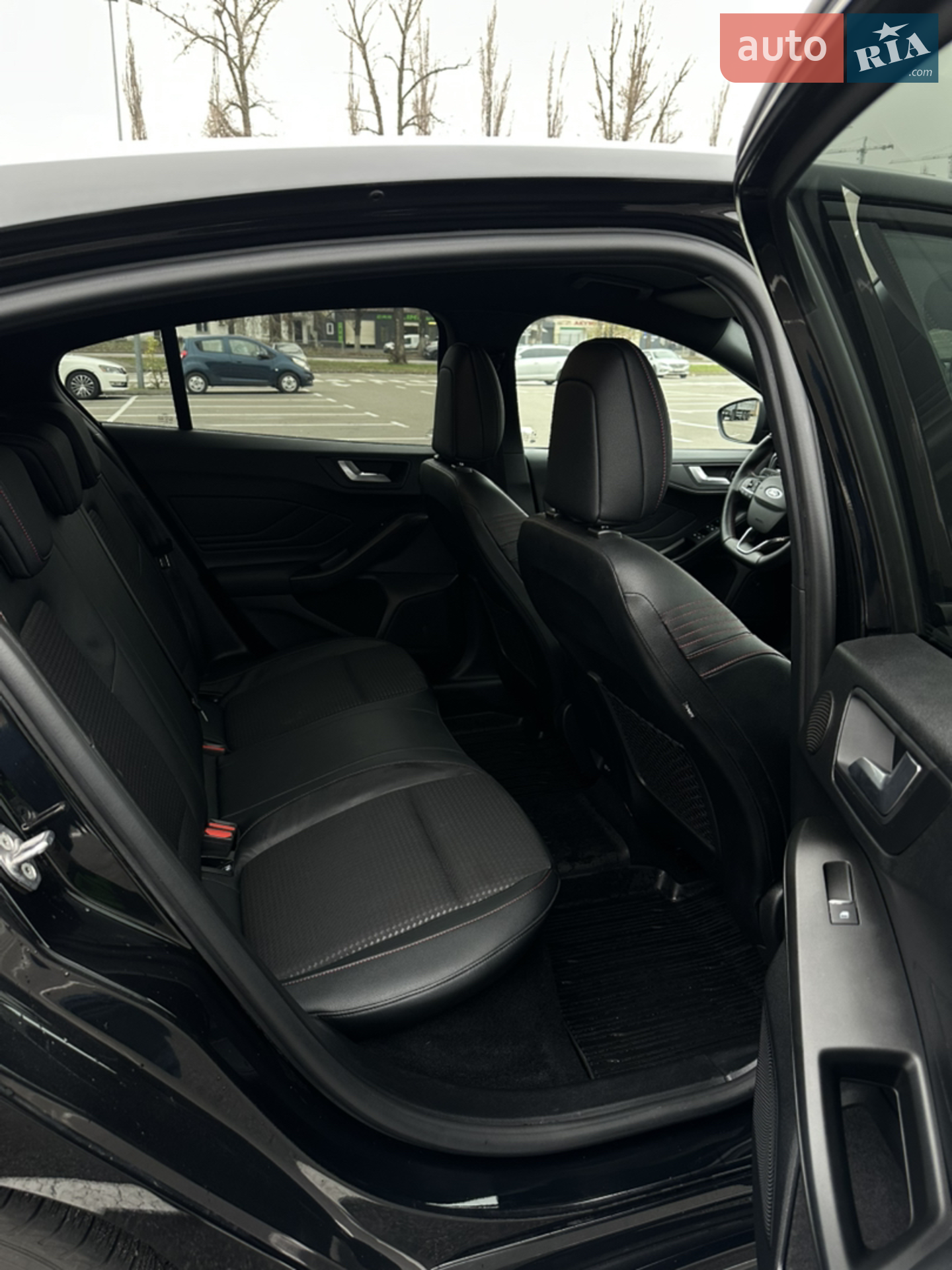 2020 Ford Focus - мініатюра 14