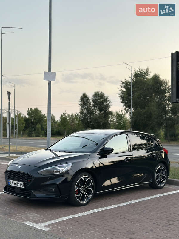 Хэтчбек Ford Focus 2020 в Киеве