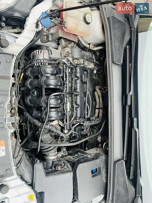 Хэтчбек Ford Focus 2012 в Киеве фото 12 Хэтчбек Ford Focus 2012 в Киеве