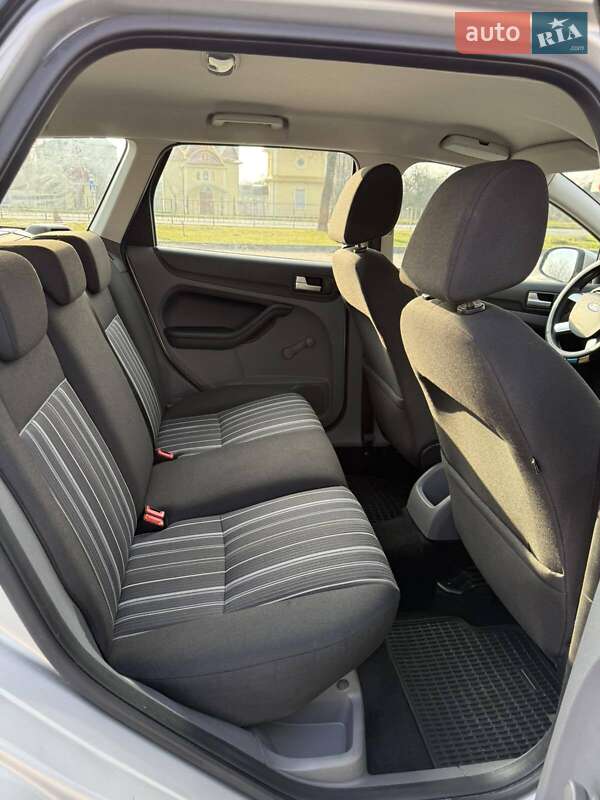 Універсал Ford Focus 2008 в Коломиї