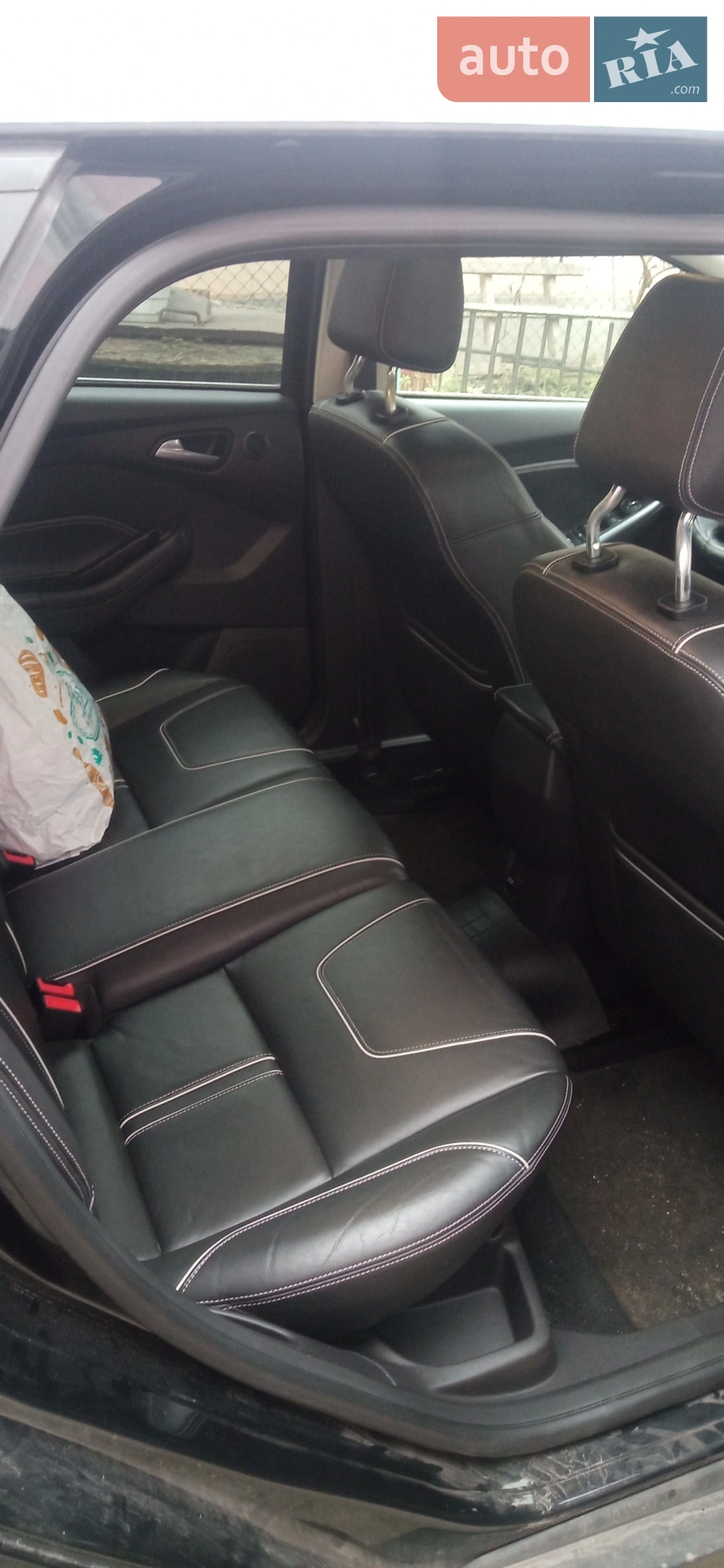2011 Ford Focus - мініатюра 18