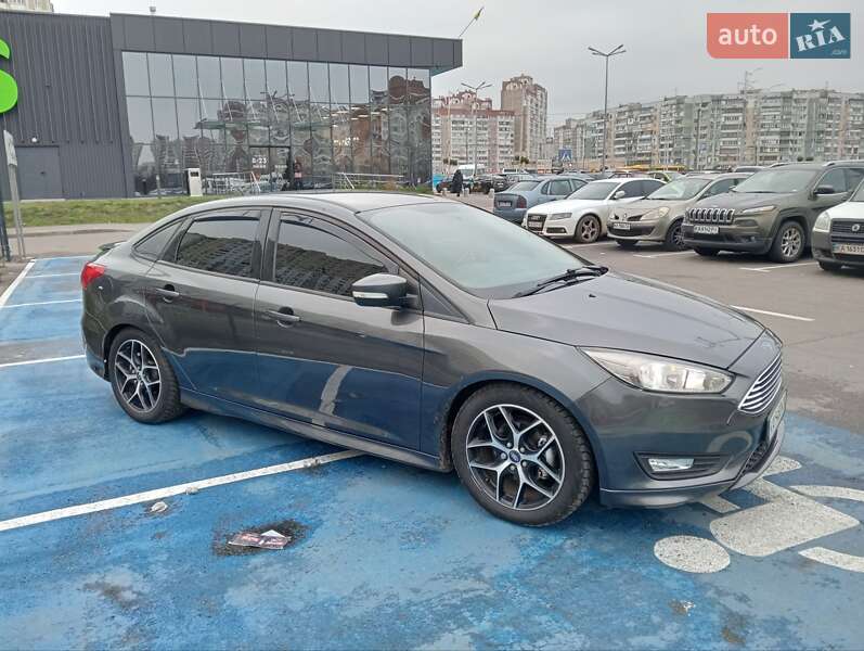 Седан Ford Focus 2016 в Києві фото 37 Седан Ford Focus 2016 в Києві