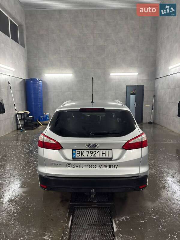 Универсал Ford Focus 2012 в Сарнах фото 2 Универсал Ford Focus 2012 в Сарнах