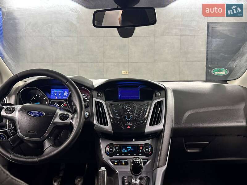 Универсал Ford Focus 2012 в Сарнах фото 10 Универсал Ford Focus 2012 в Сарнах