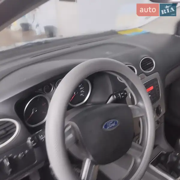 Ford Focus 2010 VIN WF0SXXGCDSAB24008 фото оголошення 29 з 61