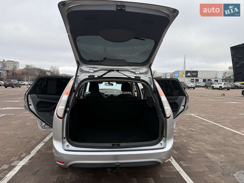 Универсал Ford Focus 2010 в Житомире фото 25 Универсал Ford Focus 2010 в Житомире