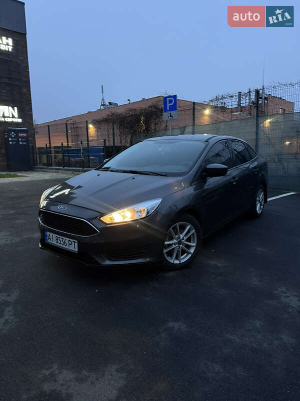 Седан Ford Focus 2017 в Киеве фото 2 Седан Ford Focus 2017 в Киеве