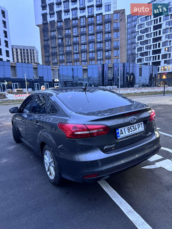Седан Ford Focus 2017 в Киеве фото 4 Седан Ford Focus 2017 в Киеве