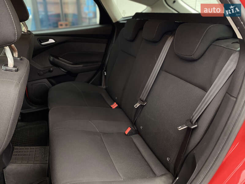 Хетчбек Ford Focus 2015 в Києві