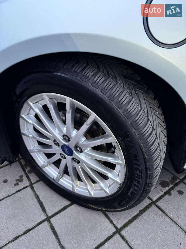 Хэтчбек Ford Focus 2013 в Черкассах фото 12 Хэтчбек Ford Focus 2013 в Черкассах