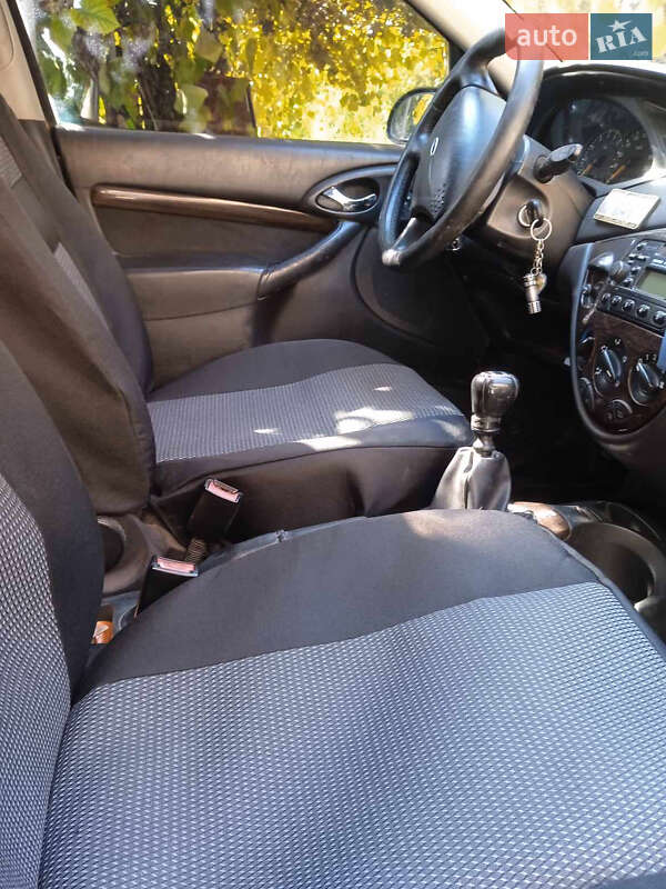Універсал Ford Focus 2000 в Жмеринці