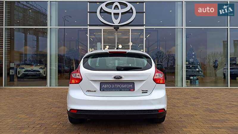 Хэтчбек Ford Focus 2013 в Киеве фото 4 Хэтчбек Ford Focus 2013 в Киеве