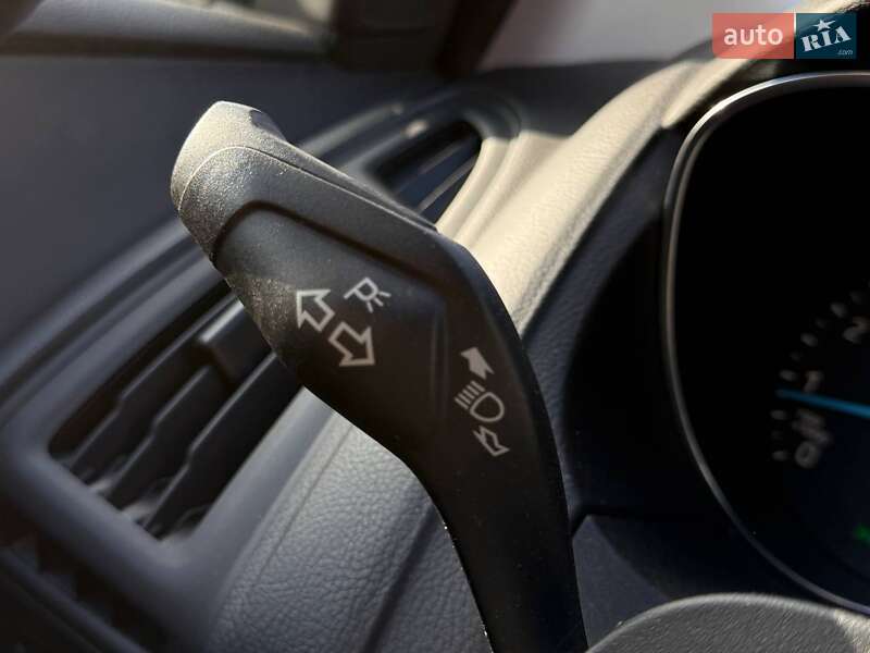 Хэтчбек Ford Focus 2015 в Киеве фото 24 Хэтчбек Ford Focus 2015 в Киеве