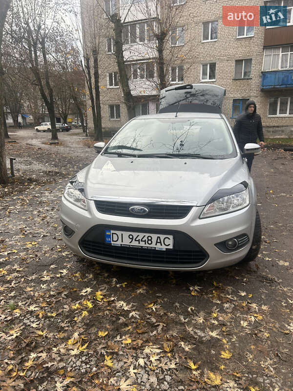 Хэтчбек Ford Focus 2011 в Первомайске
