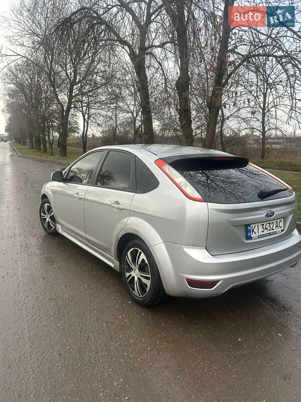 Хэтчбек Ford Focus 2011 в Первомайске