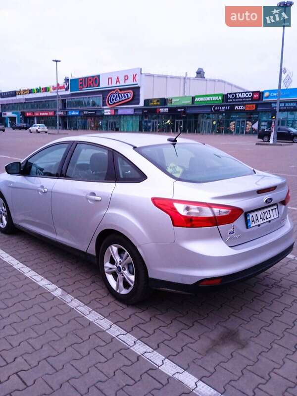 Седан Ford Focus 2013 в Киеве