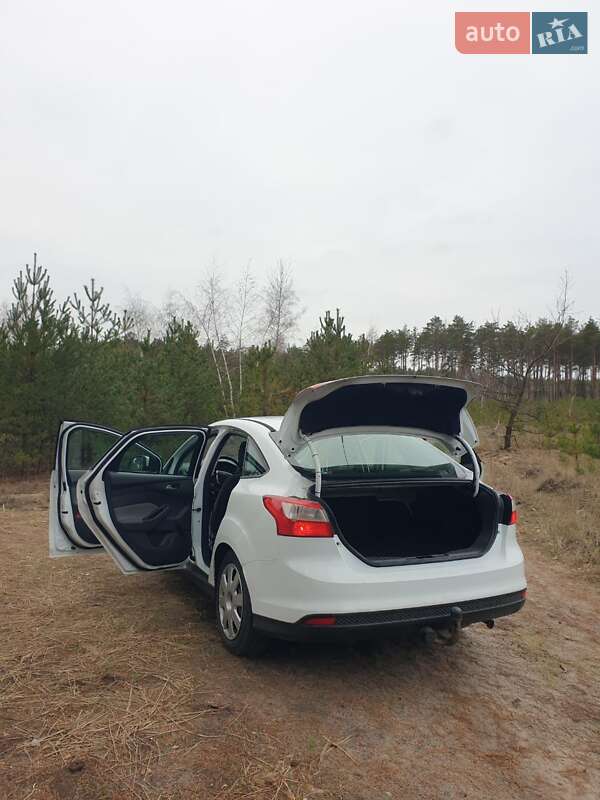 Седан Ford Focus 2011 в Полтаві