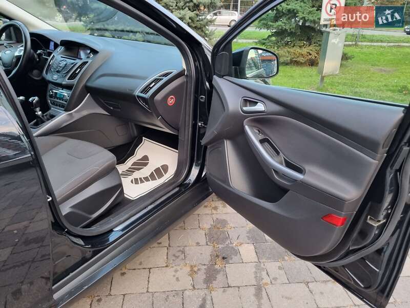 Универсал Ford Focus 2012 в Львове фото 27 Универсал Ford Focus 2012 в Львове