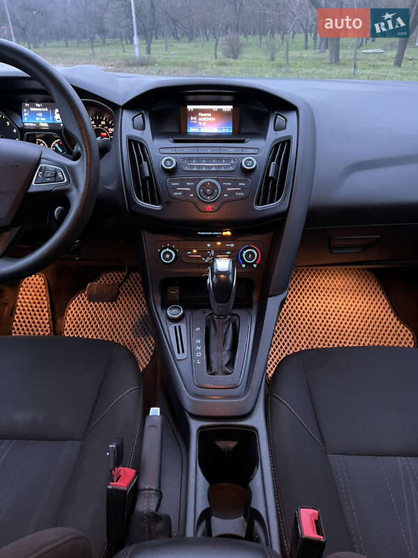 Седан Ford Focus 2014 в Кременчуге