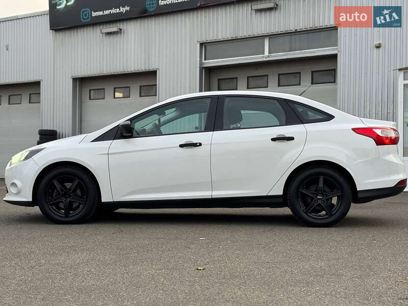 Седан Ford Focus 2014 в Киеве