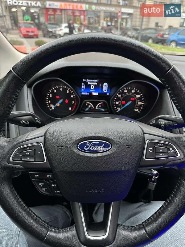 Седан Ford Focus 2017 в Кілії фото 10 Седан Ford Focus 2017 в Кілії