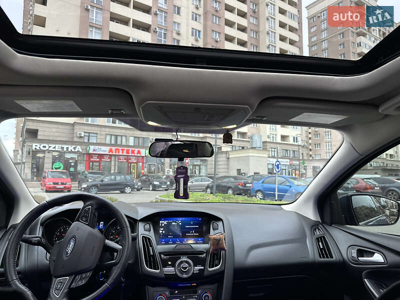 Седан Ford Focus 2017 в Кілії фото 15 Седан Ford Focus 2017 в Кілії