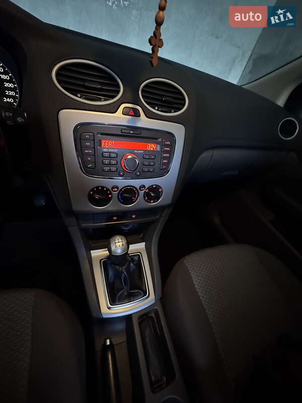 Хетчбек Ford Focus 2007 в Ужгороді