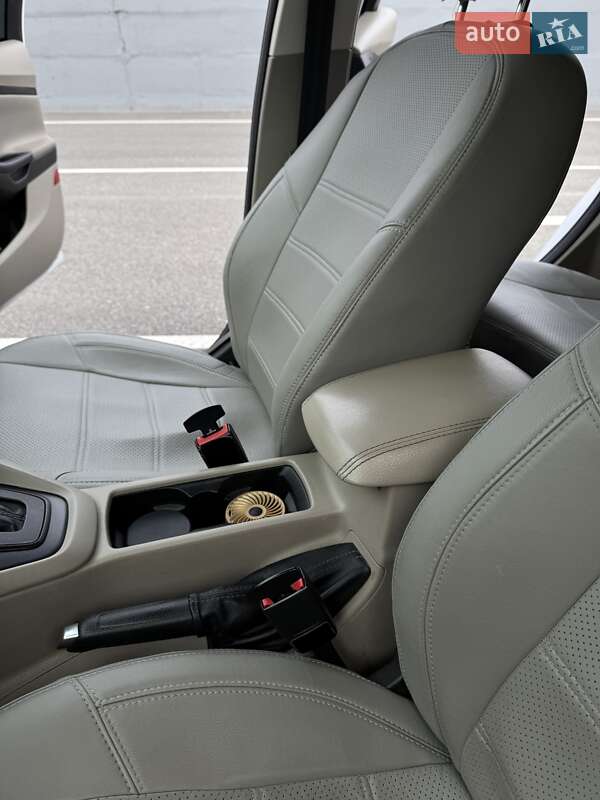 Седан Ford Focus 2015 в Полтаве фото 21 Седан Ford Focus 2015 в Полтаве