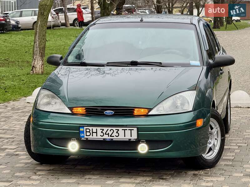 Седан Ford Focus 2001 в Одессе