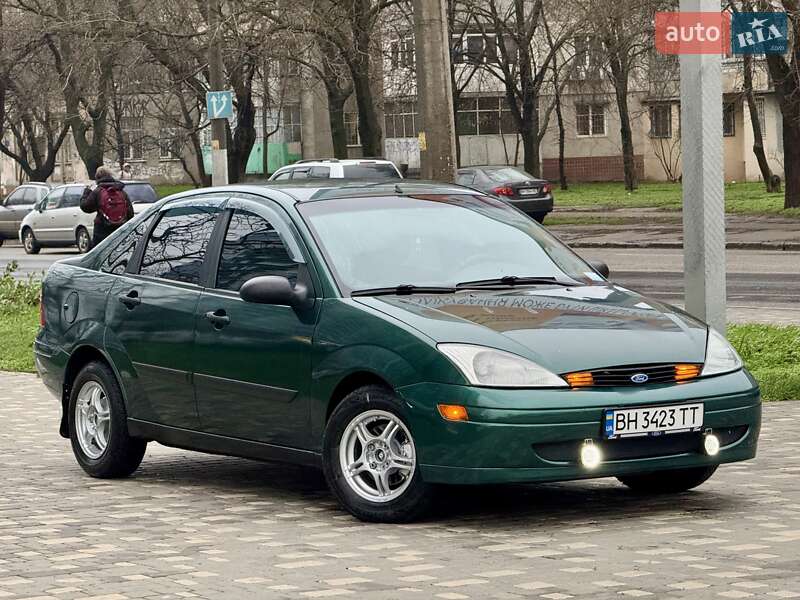Седан Ford Focus 2001 в Одессе