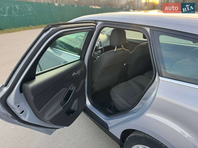 Универсал Ford Focus 2013 в Ивано-Франковске