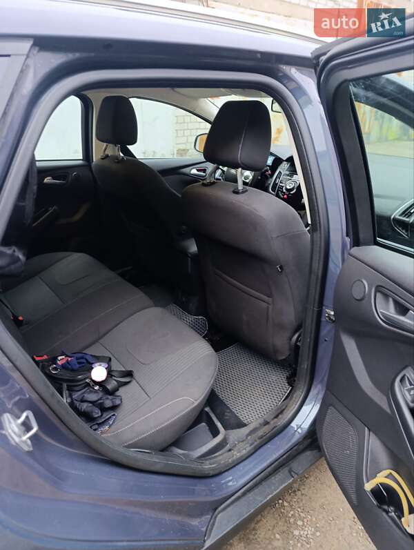 Універсал Ford Focus 2011 в Черкасах фото 11 Універсал Ford Focus 2011 в Черкасах