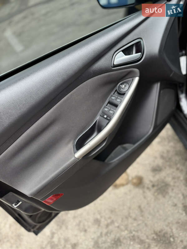 Седан Ford Focus 2012 в Бобринце