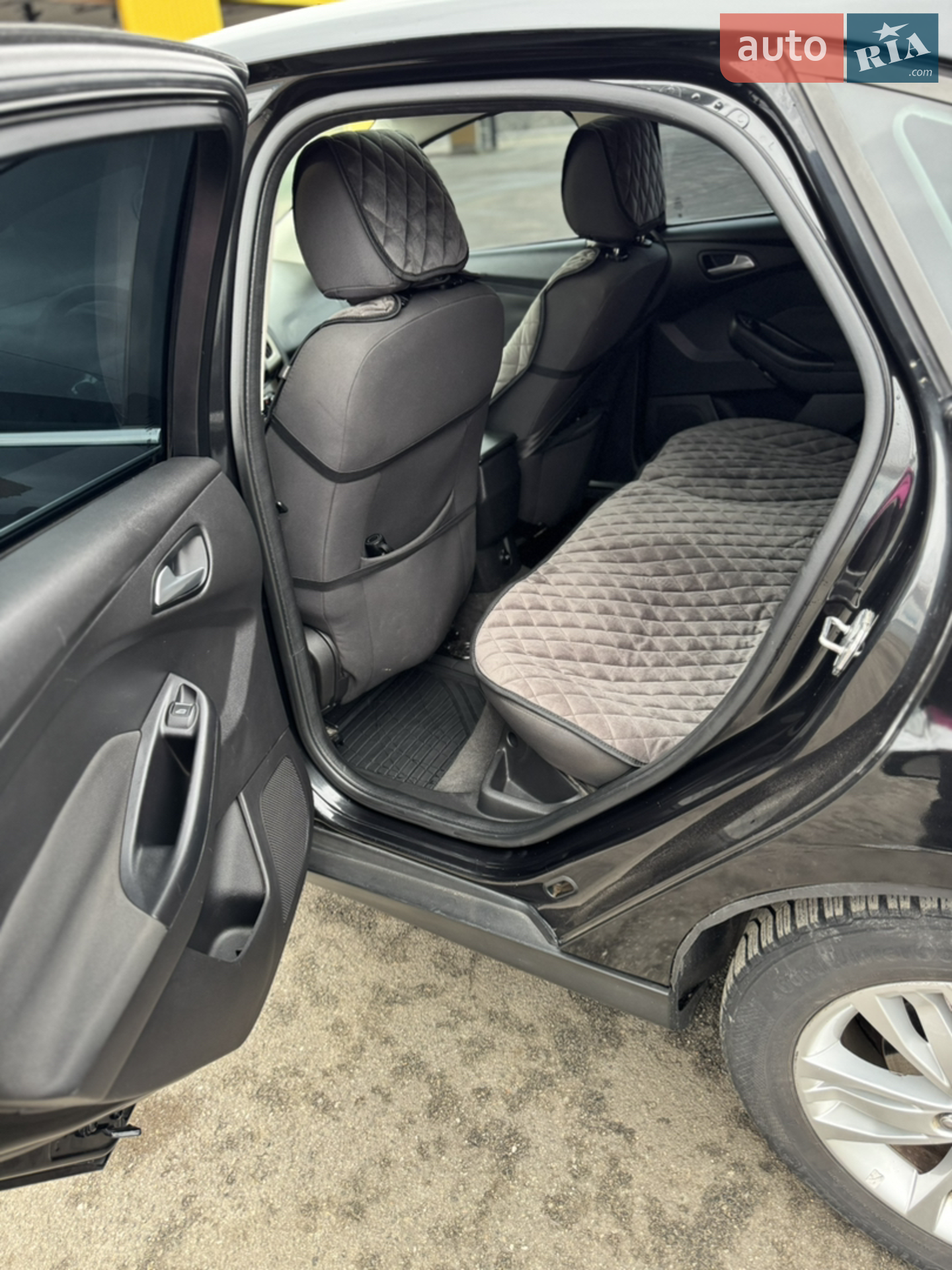 2012 Ford Focus - мініатюра 12