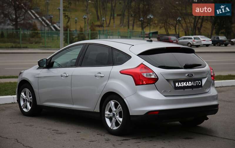 Хэтчбек Ford Focus 2013 в Харькове фото 4 Хэтчбек Ford Focus 2013 в Харькове