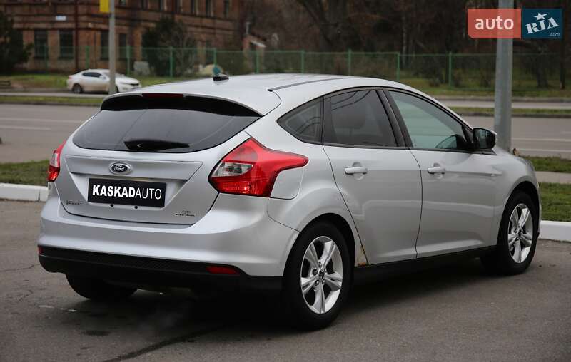 Хэтчбек Ford Focus 2013 в Харькове фото 6 Хэтчбек Ford Focus 2013 в Харькове