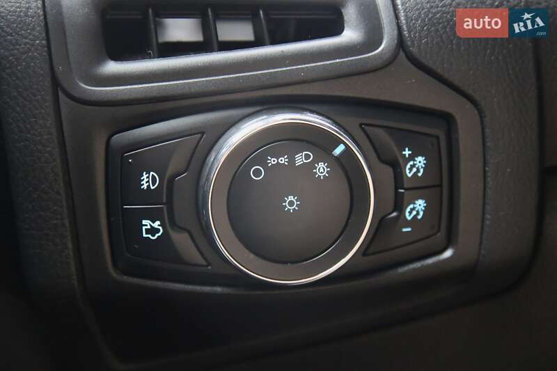 Хэтчбек Ford Focus 2013 в Харькове фото 21 Хэтчбек Ford Focus 2013 в Харькове