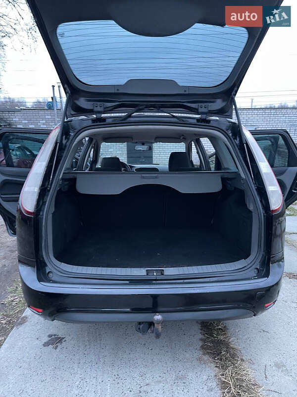 Универсал Ford Focus 2010 в Киеве фото 13 Универсал Ford Focus 2010 в Киеве